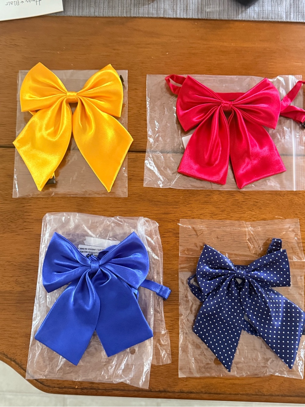 ❤️💙Set of 4 Pre-tied Bow Ties: Yellow, Red, Blue, Navy Polka Dot💛🤍